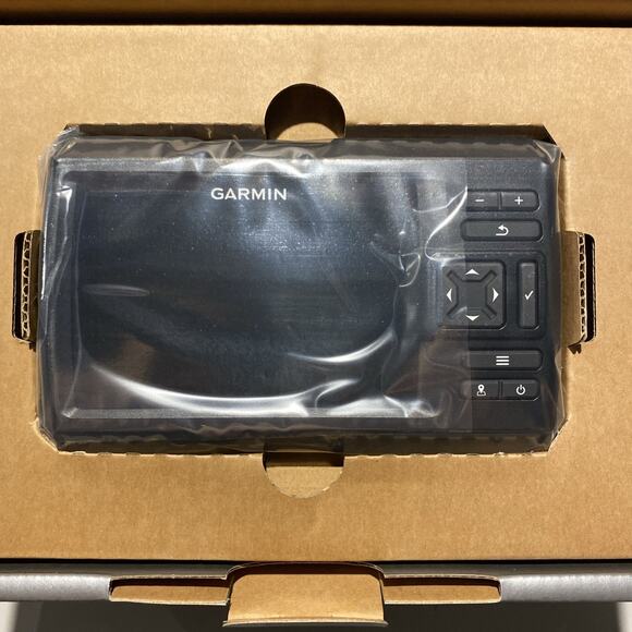 Garmin Striker Vivid 5CV with GT20-TM Transducer 010-02551-00 - Picture 3 of 3